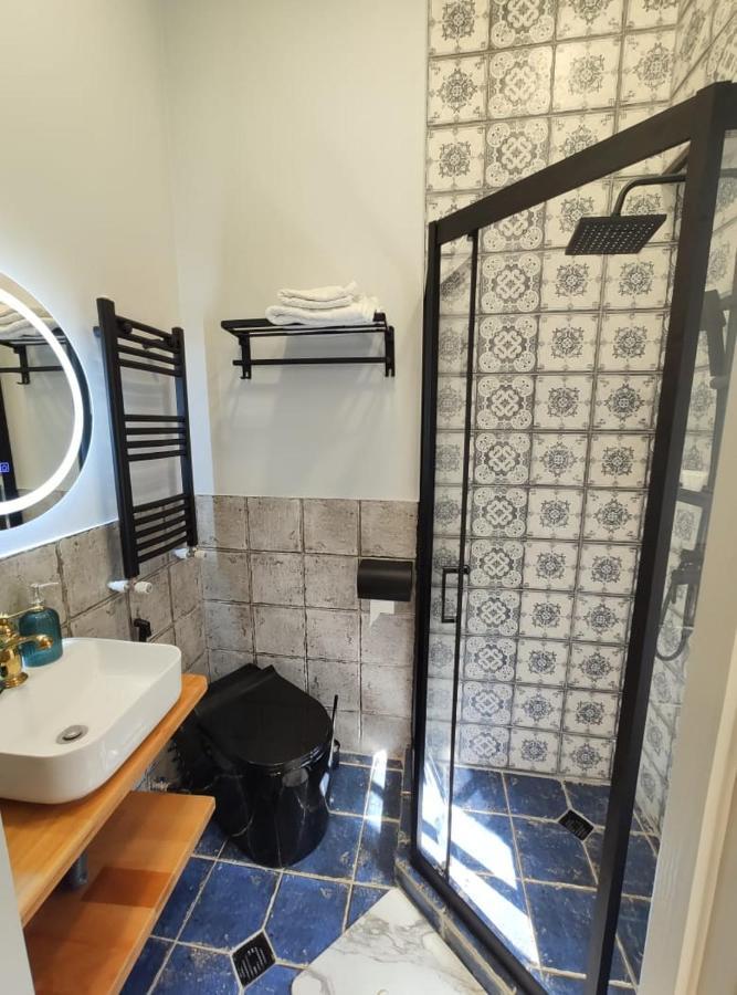 Qin Boutique Hotel Tbilisi Luaran gambar